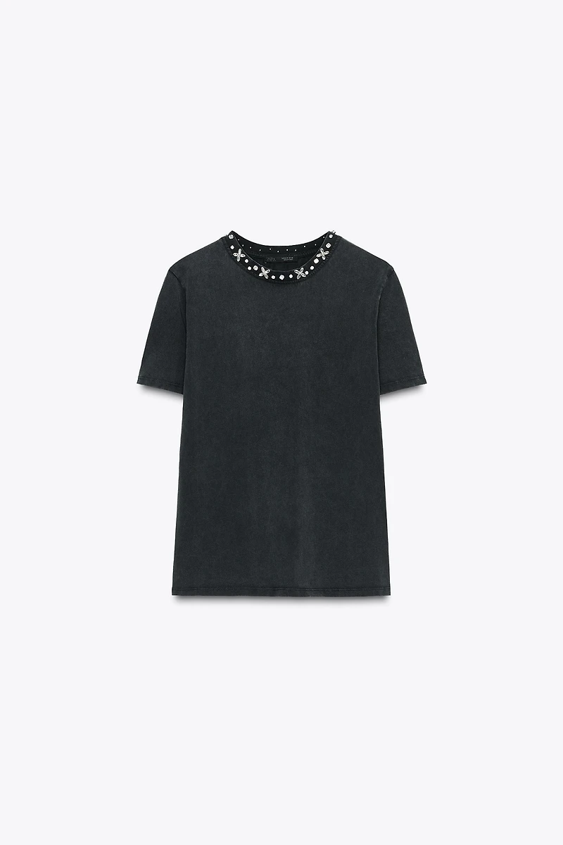 JEWELED WASHED EFFECT T-SHIRT