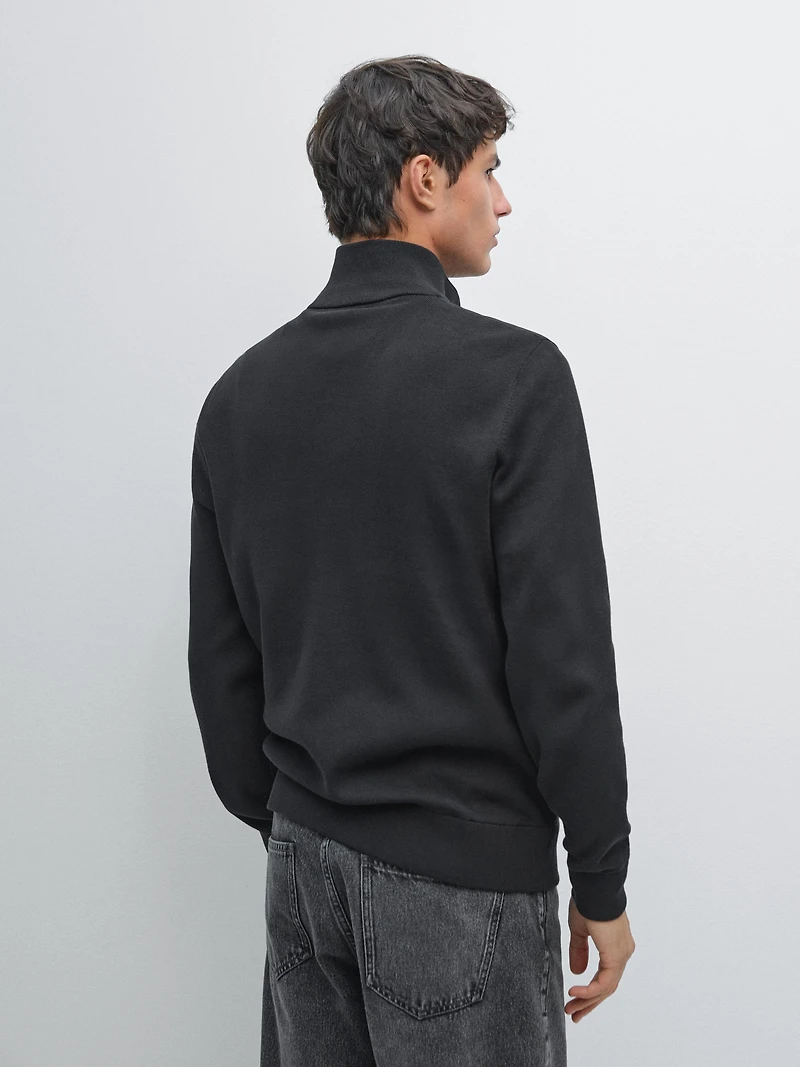 Contrast knit puffer jacket