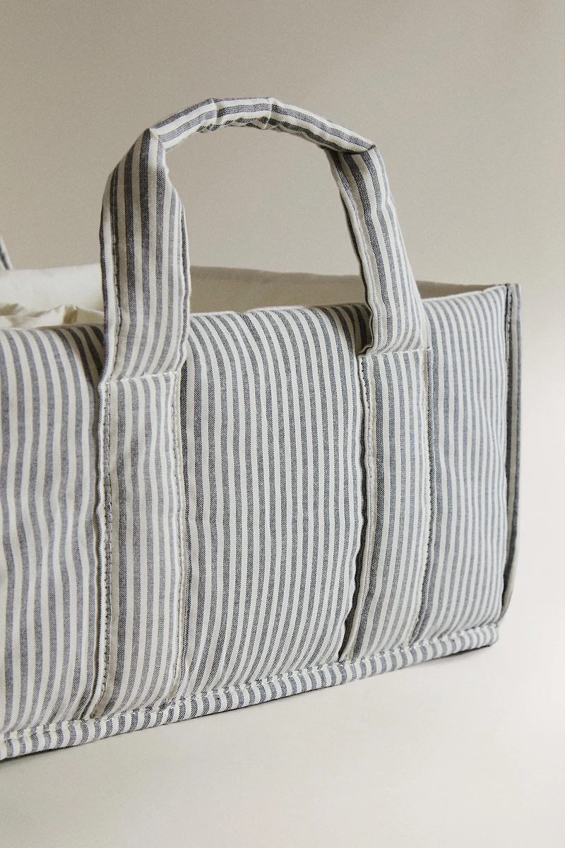 STRIPED BABY CLOTHES ORGANIZER WITH HANDLE