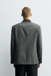 DOUBLE BREASTED CONTRASTING TEXTURED BLAZER