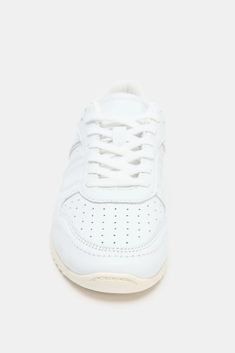 CHAUSSURES DE SPORT EN CUIR