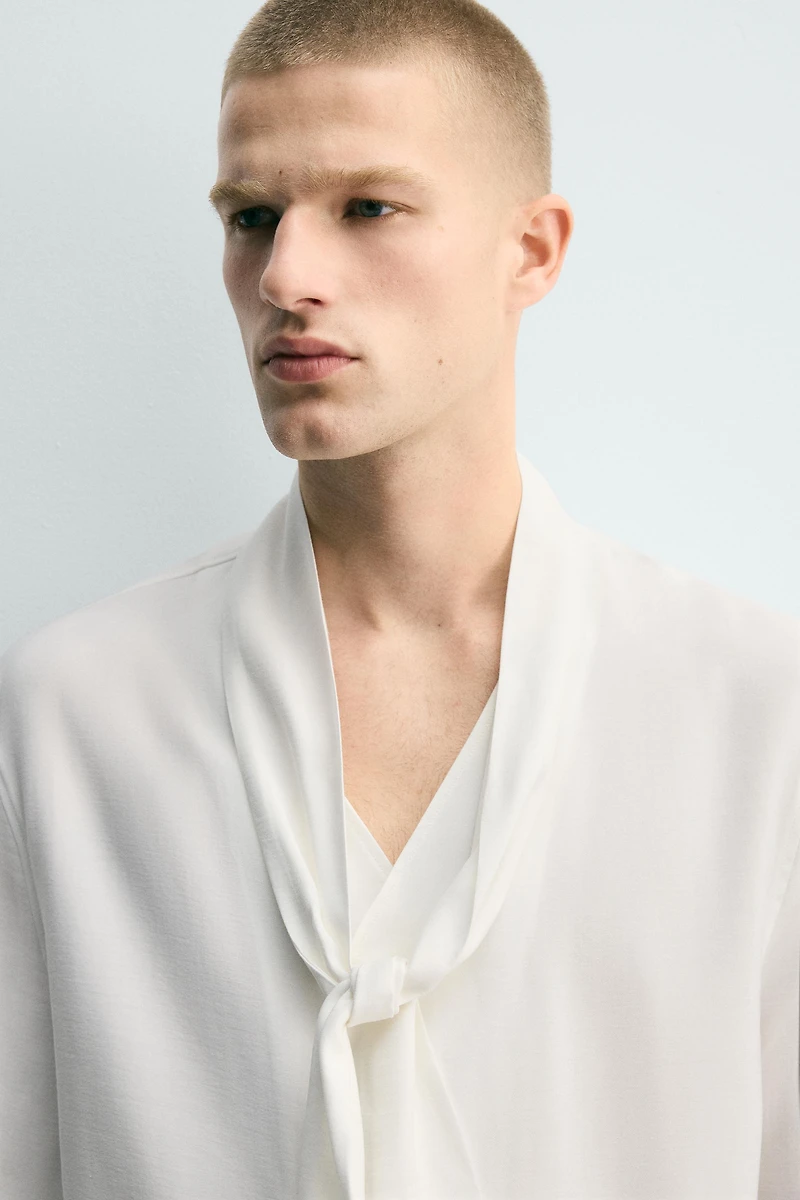 CHEMISE FLUIDE À NŒUD