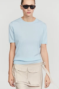 Short-sleeve fine-knit sweater