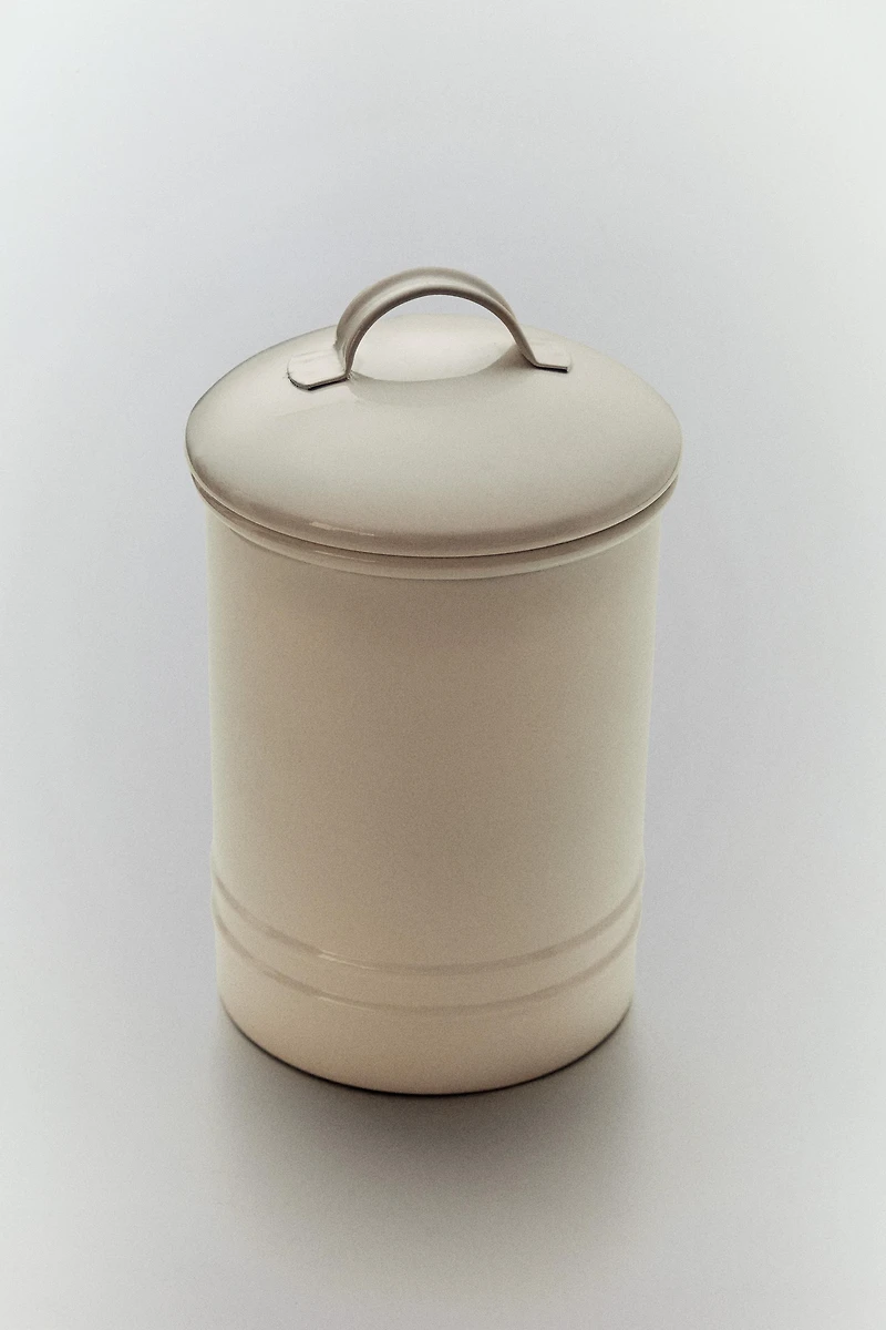 LACQUERED METAL CYLINDRICAL JAR