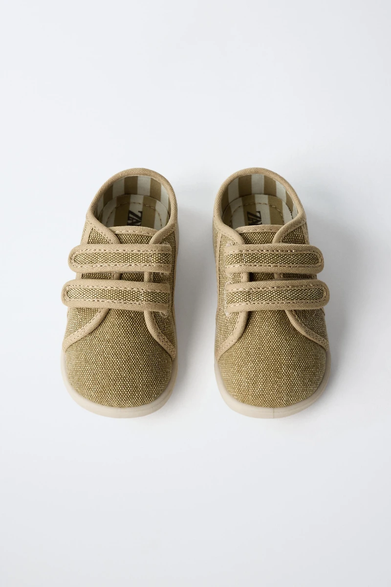 TEXTILE BAREFOOT SNEAKERS