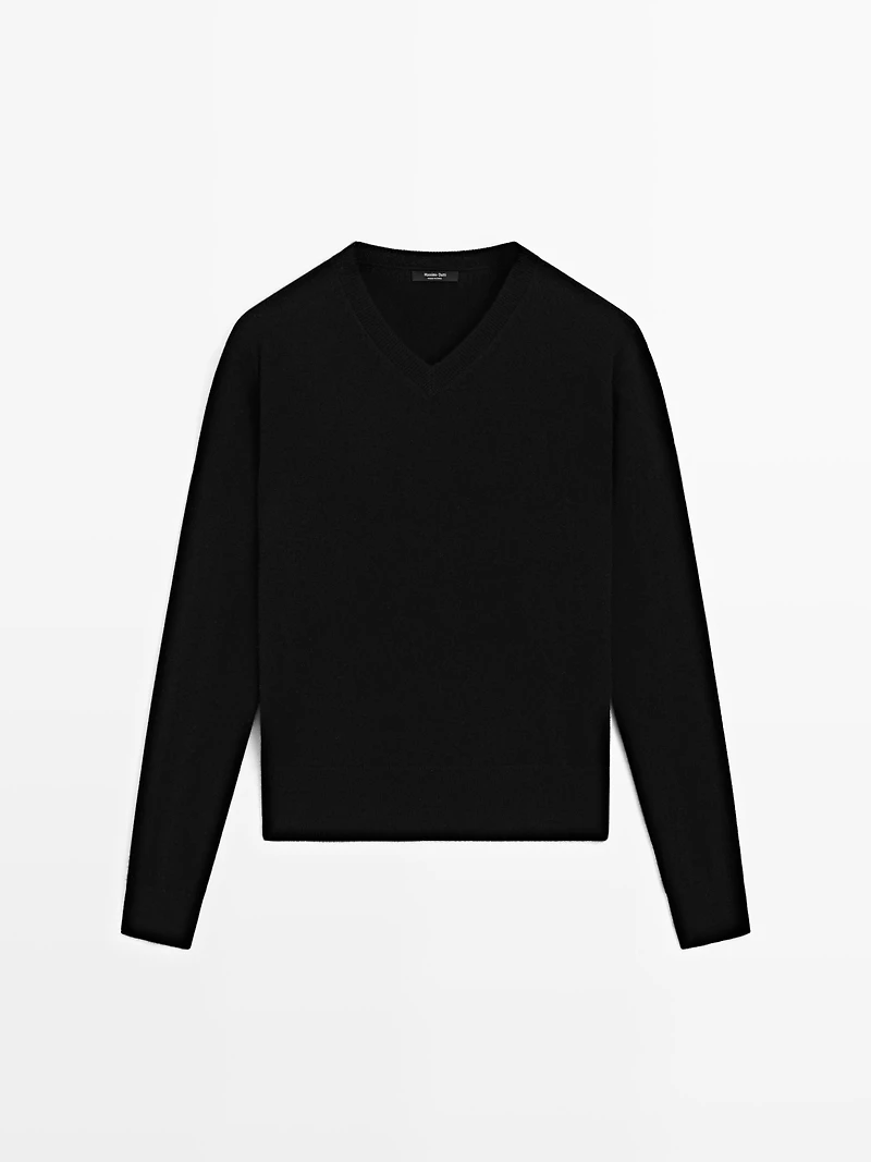 Wool blend knit V-neck sweater