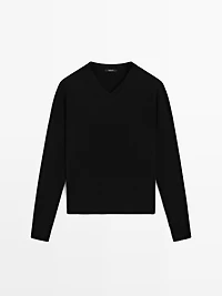 Wool blend knit V-neck sweater