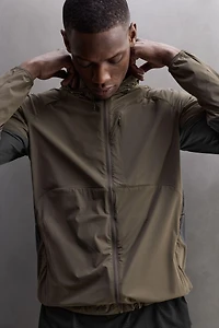 LIGHTWEIGHT COLOR BLOCK TECHNICAL JACKET
