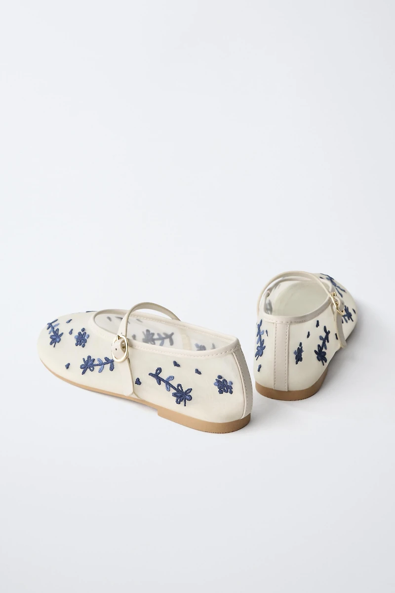 EMBROIDERED BALLET FLATS