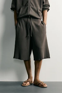 WASHED WAFFLE KNIT JOGGER SHORTS