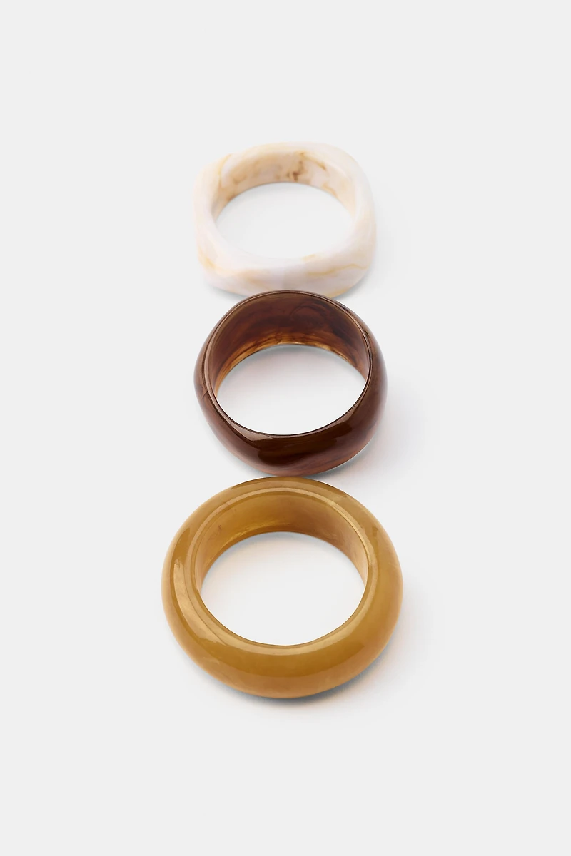 3-PACK OF RIGID RESIN BRACELETS