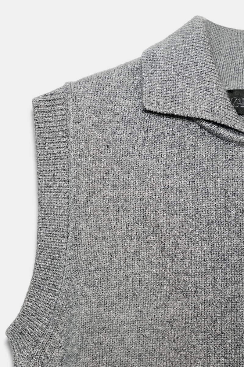 KNIT POLO COLLAR VEST TOP