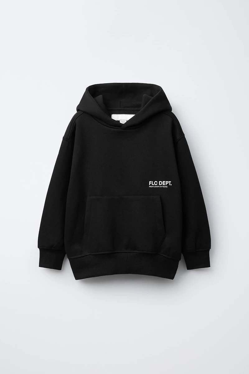BASIC HOODIE SWEATSHIRT