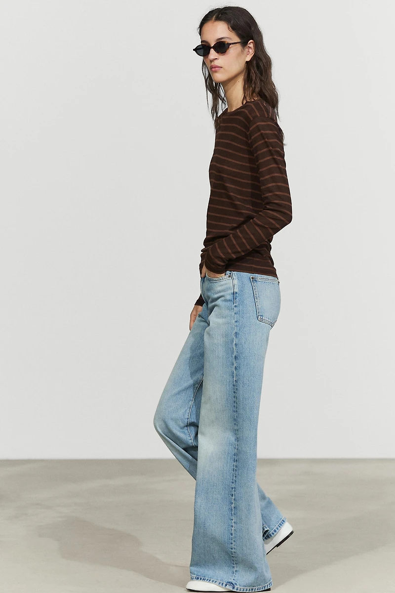 Long sleeve striped T-shirt
