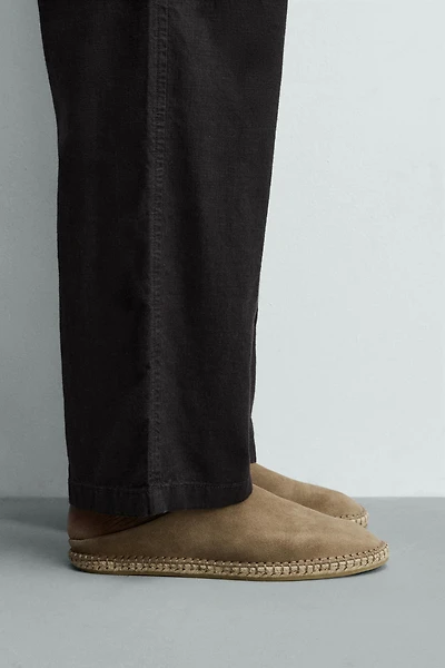 SABOTS EN CUIR