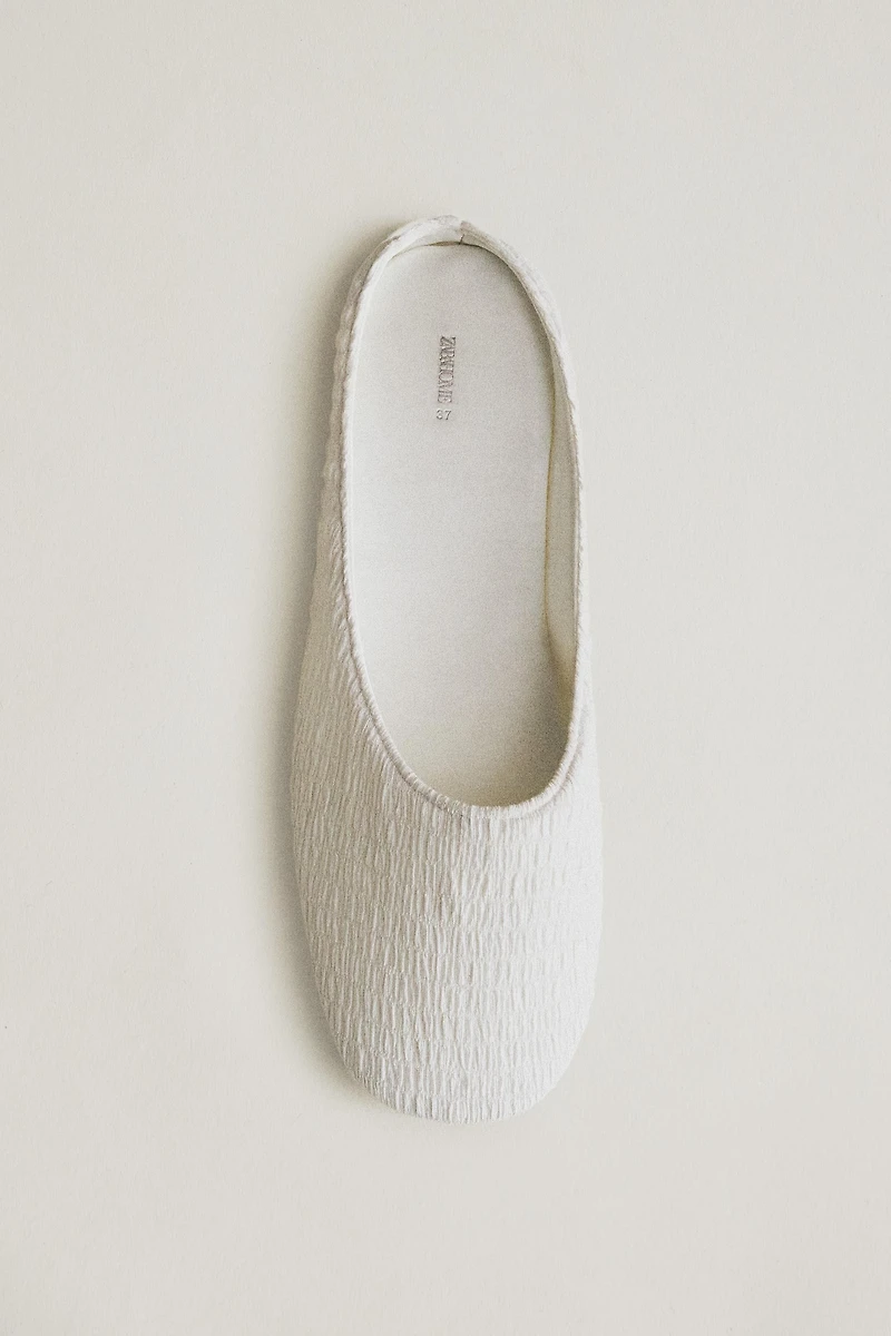 PLEATED SLIPPERS WITH LEATHER SOLE
