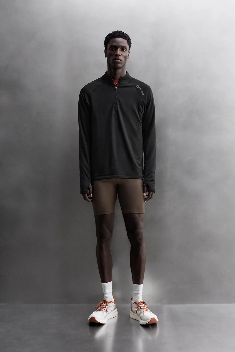 POLARTEC © QUARTER-ZIP SWEATSHIRT