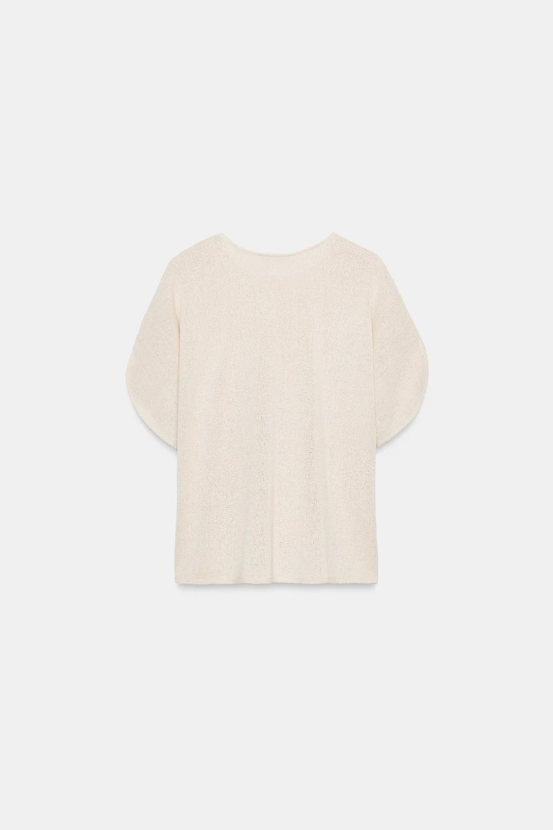 RUSTIC CAPE SLEEVE TOP