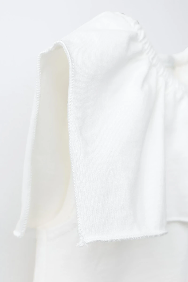 RUFFLED TOP