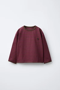 WOVEN STRIPED HEART EMBROIDERED T-SHIRT