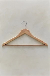 CINTRE BOIS LAQUÉ (LOT DE 3)