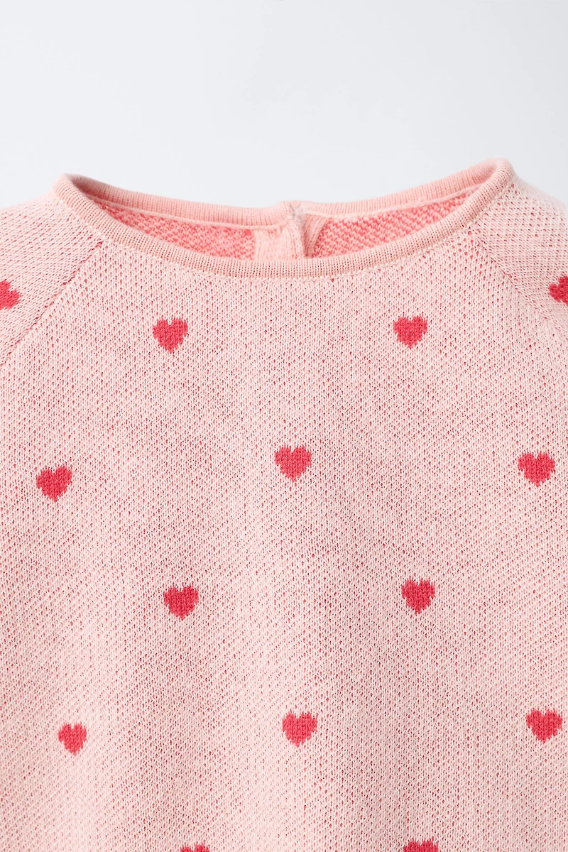 HEART KNIT SWEATER