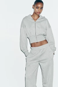METALLIC THREAD CROP SWEATSHIRT