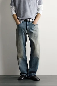 LOOSE FIT JEANS