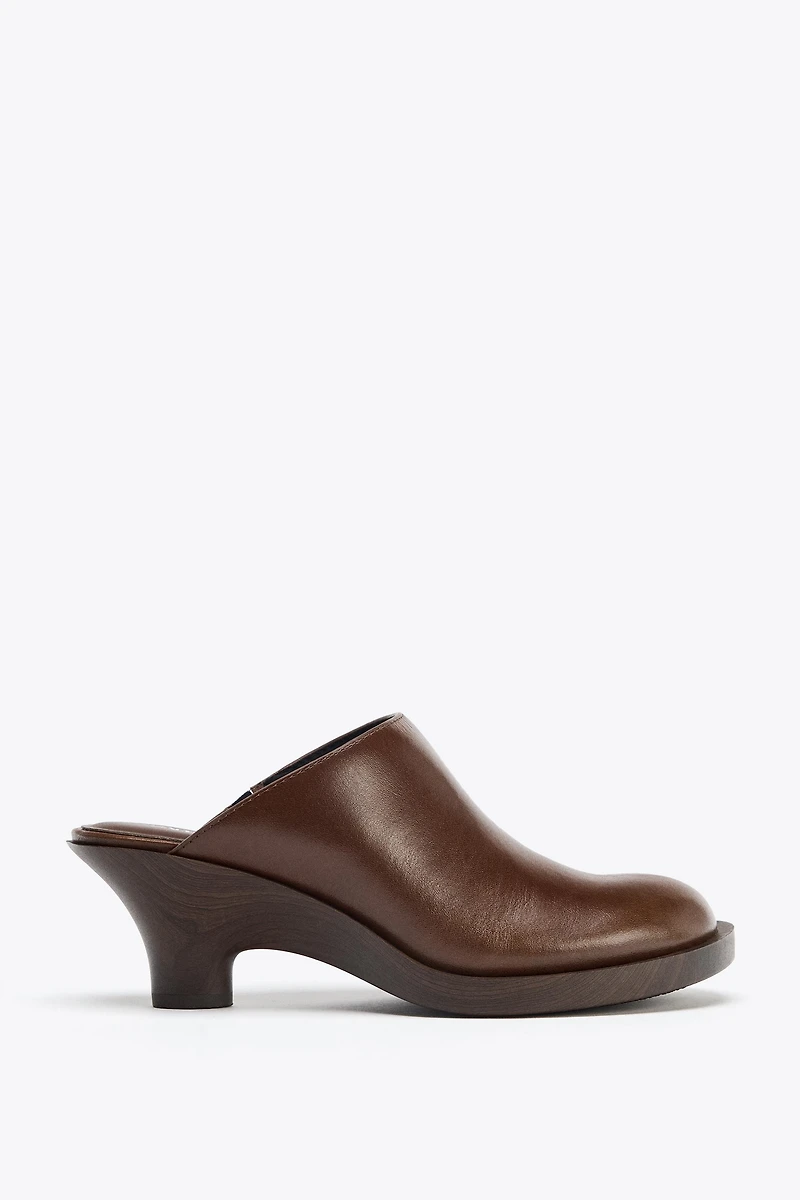 LEATHER HEELED CLOGS