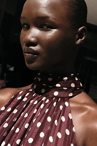 ROBE MI-LONGUE À POIS