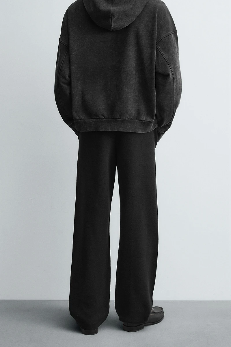 TEXTURED KNIT PANTS