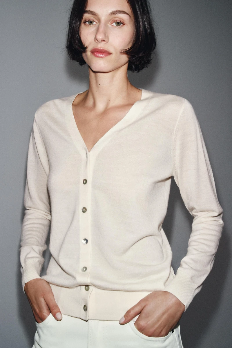 GILET 100 % LAINE COL EN V