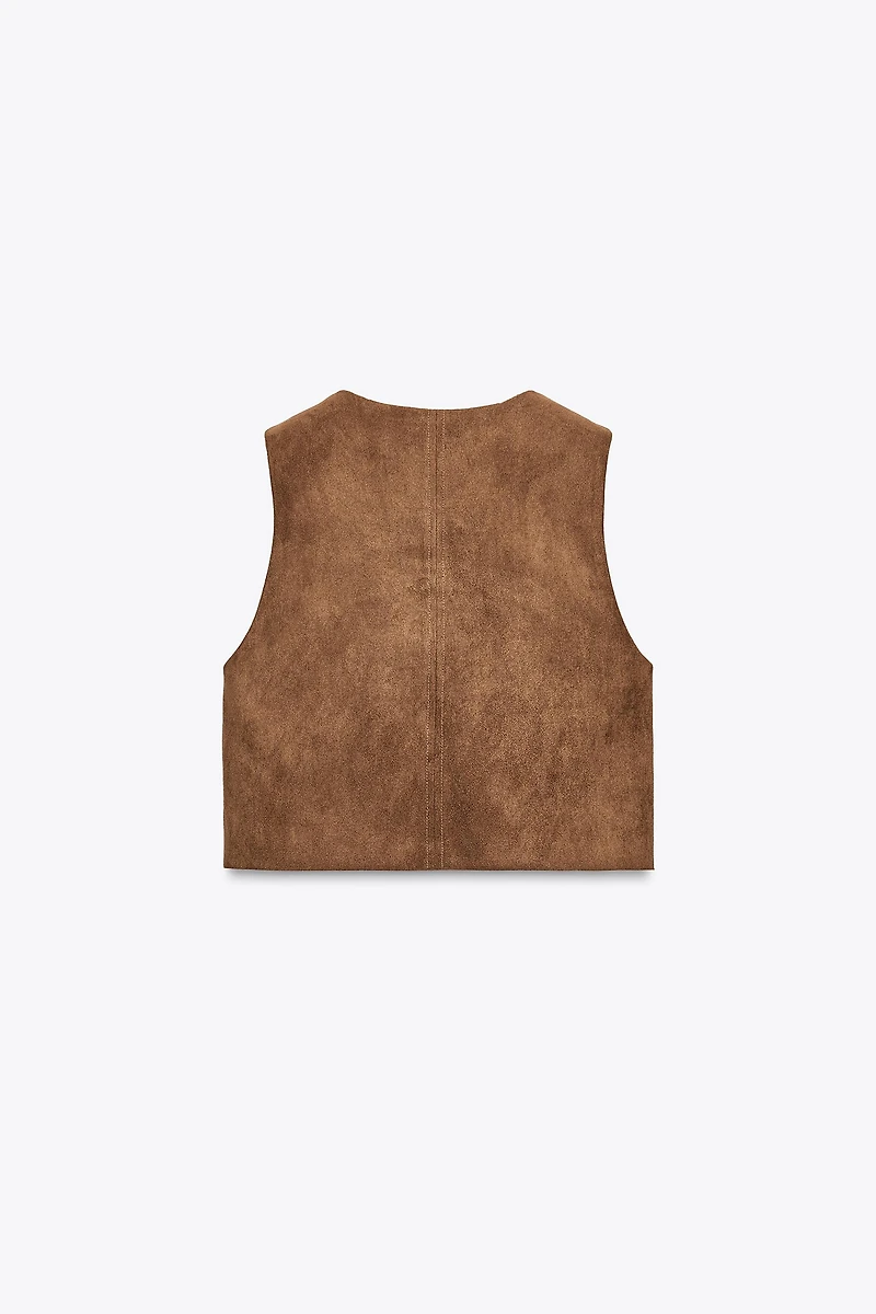 GILET EFFET DAIM BRODÉ AVEC FANTAISIE