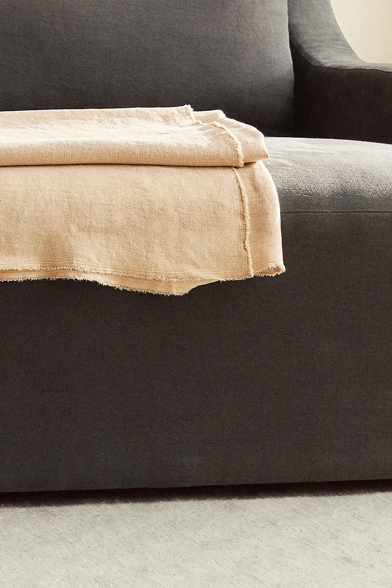 WASHED LINEN POUF