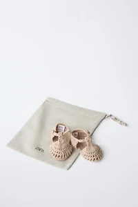 CHAUSSONS EN MAILLE
