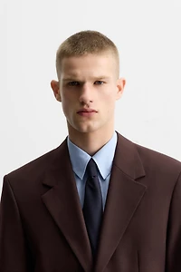 CRAVATE STRUCTURÉE 100 % LAINE