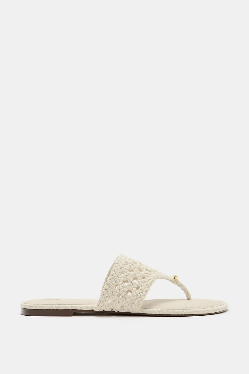 WOVEN FLAT SANDALS