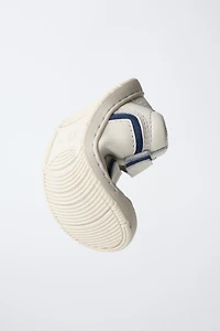 BAREFOOT LEATHER SNEAKERS