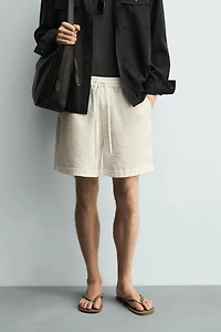 SHORT FLUIDE COUPE DÉCONTRACTÉE