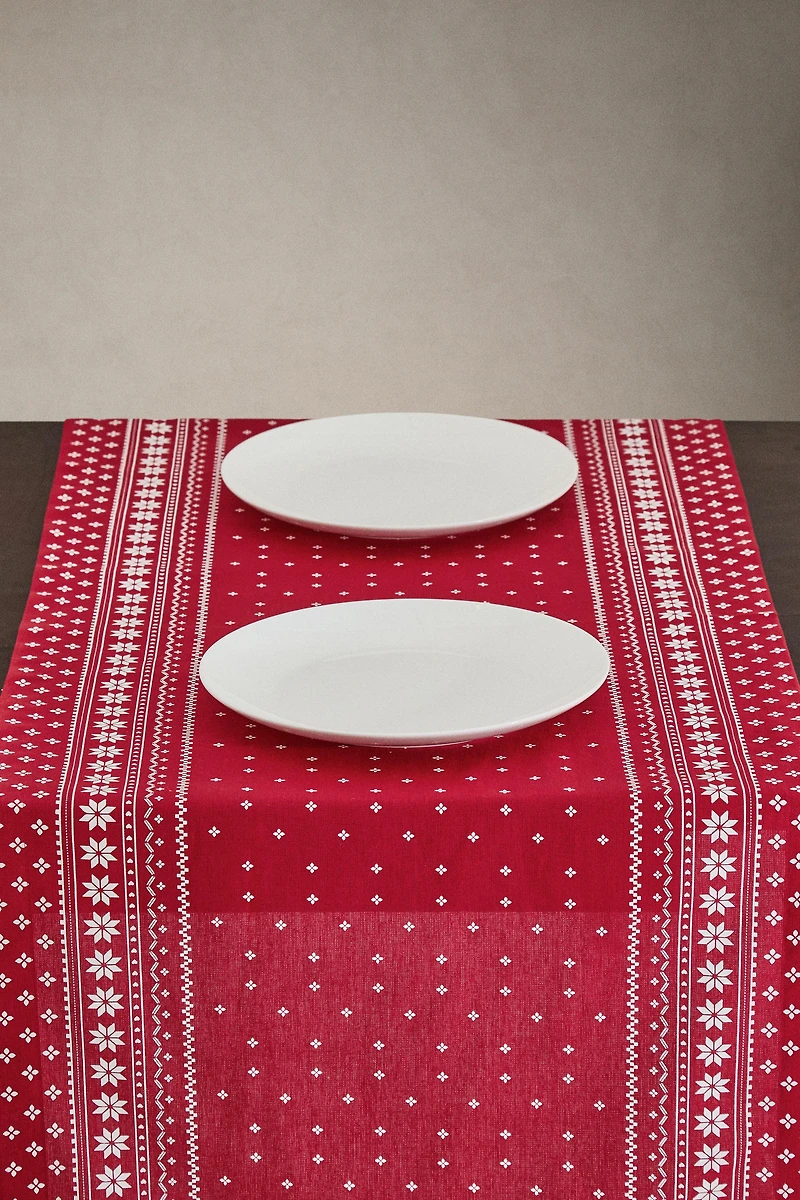 WINTER CHRISTMAS COTTON TABLE RUNNER