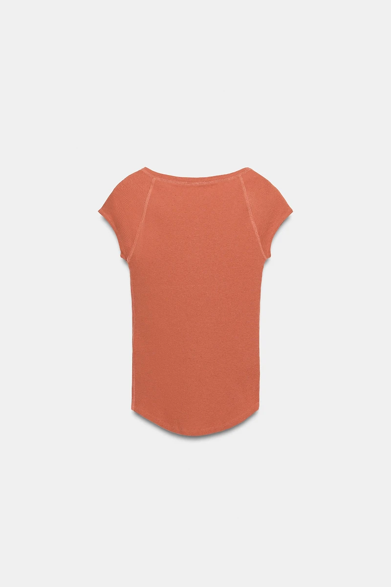 T-SHIRT À BOUTONS EN LIN
