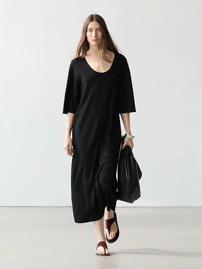 Robe midi détail manches