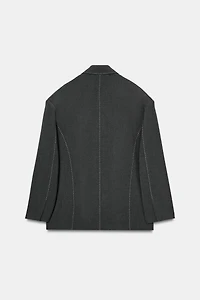 OVERSIZED BLAZER WITH CONTRAST STITCHING