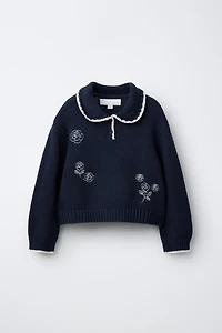 PULL EN MAILLE COL CLAUDINE À FLEURS BRODÉES