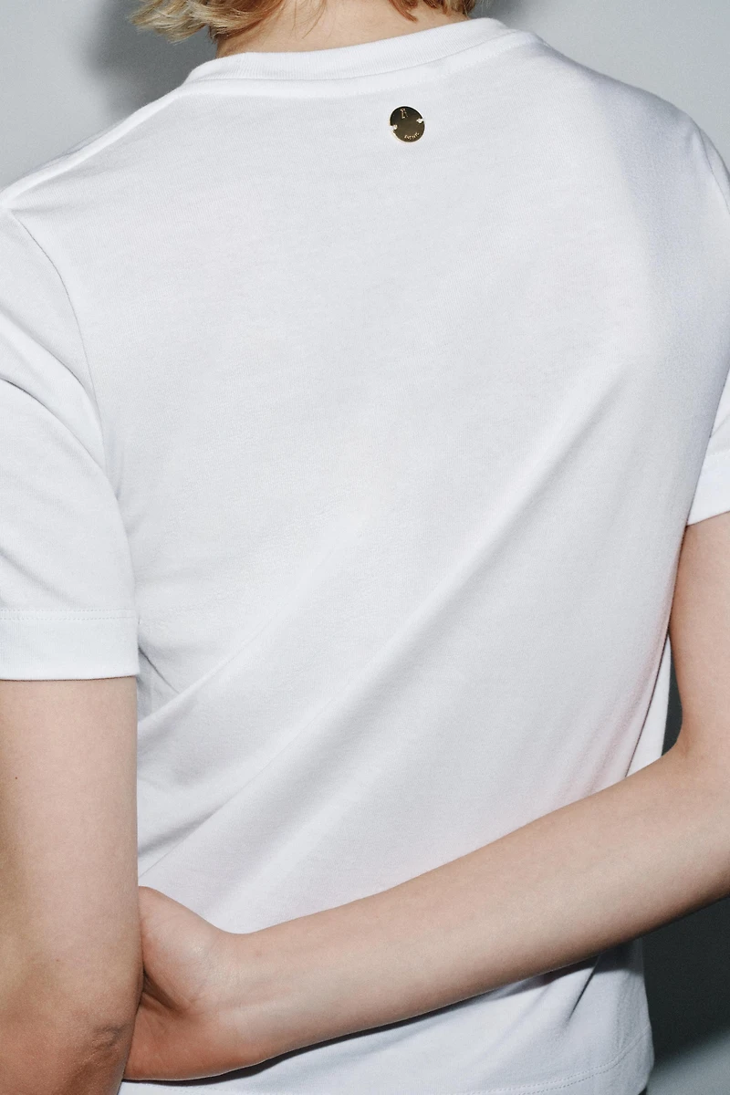 SHORT SLEEVE T-SHIRT WITH LABEL