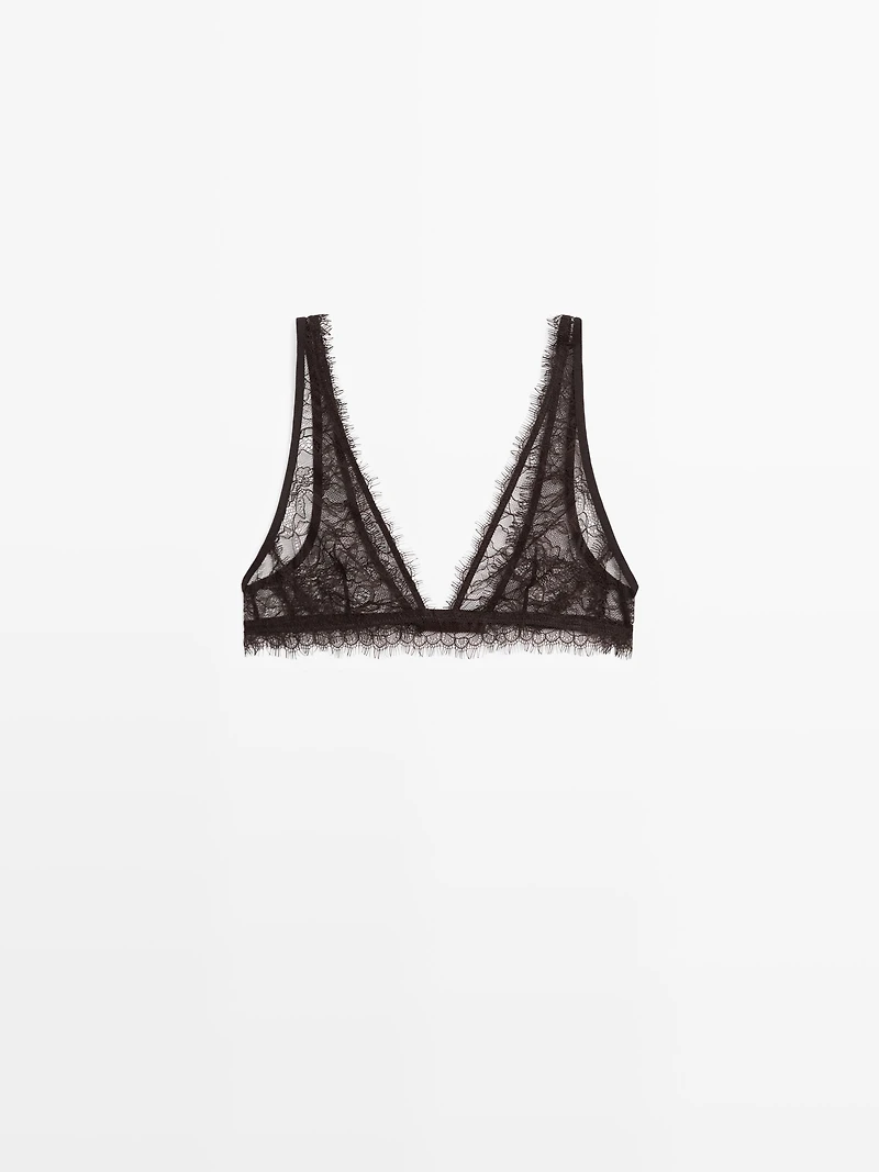 Lace bralette with floral detail