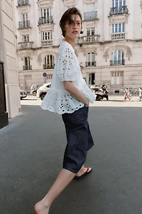 EMBROIDERED SHORT SLEEVE T-SHIRT