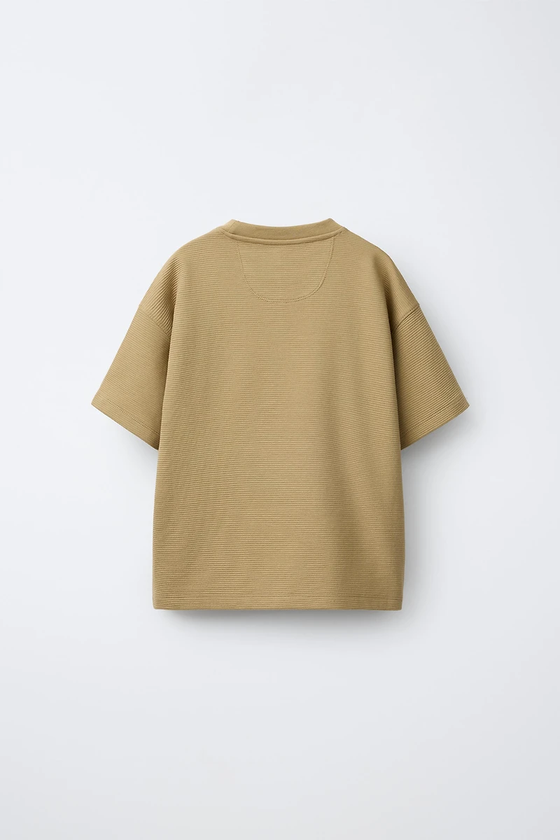 T-SHIRT OTTOMAN AVEC PIÈCE