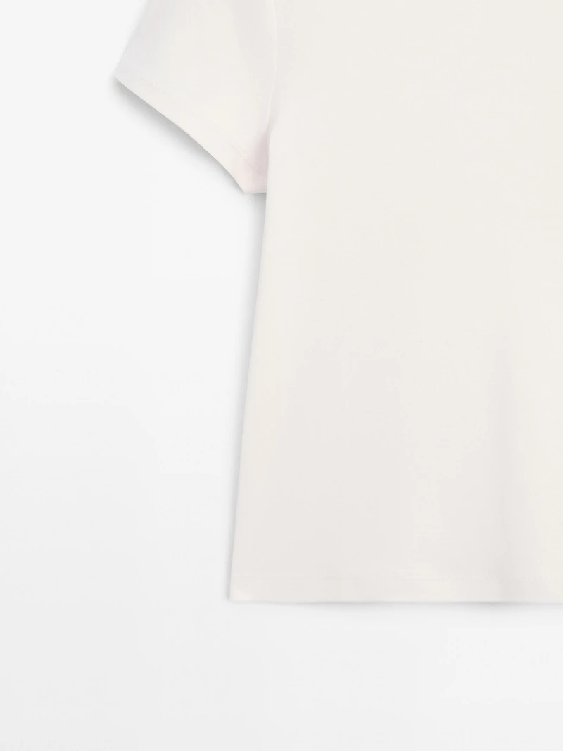 Heavy weight cotton T-shirt with seam detail