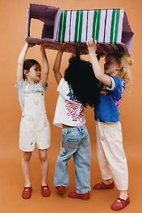T-SHIRT À PIÈCE VELOURS BOUCLÉ